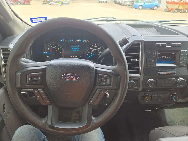 2016-ford-f150-image-13