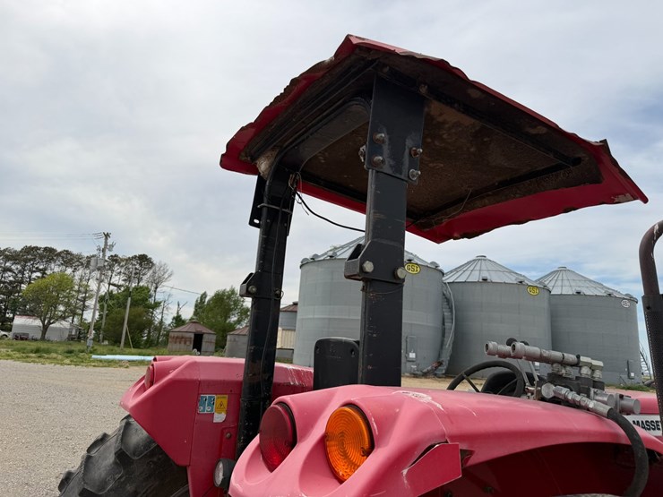 massey-ferguson-2260-image-34