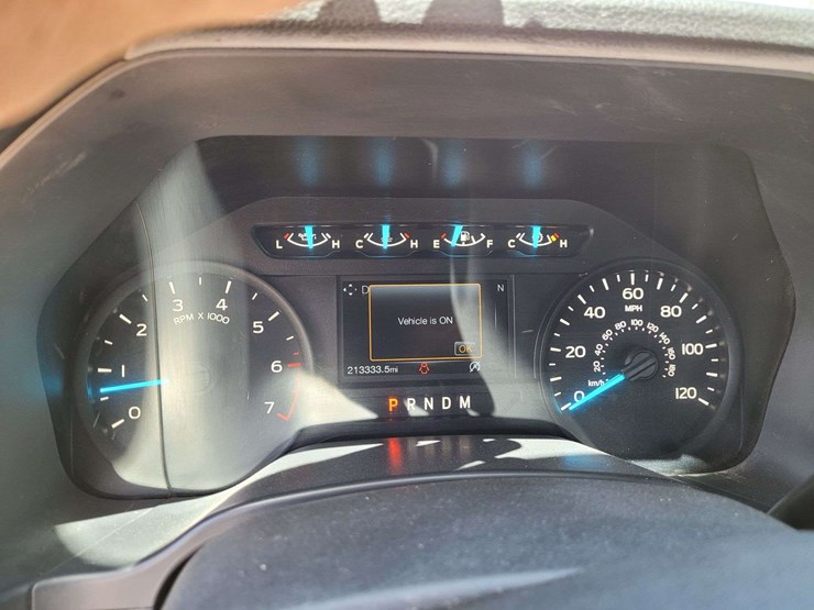2019-ford-f150-xl-image-18
