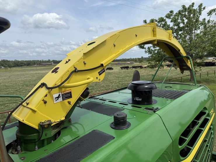 2008-john-deere-7250-image-16