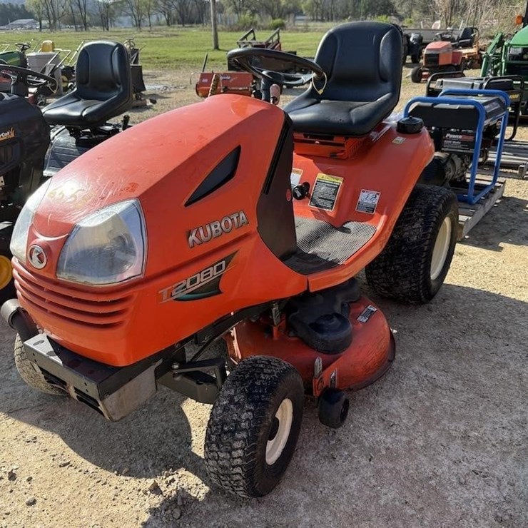 KUBOTA T2080