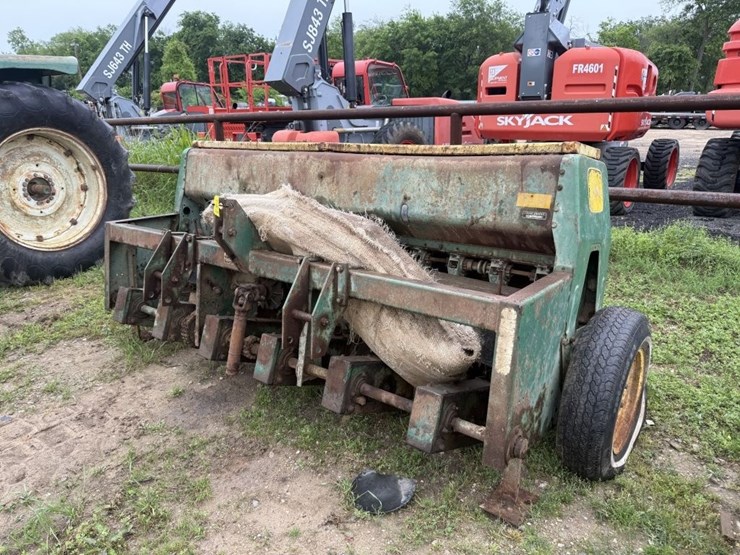 john-deere-1500-image-1