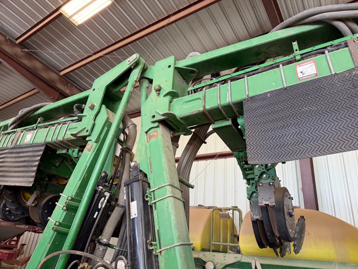 john-deere-1720-image-61