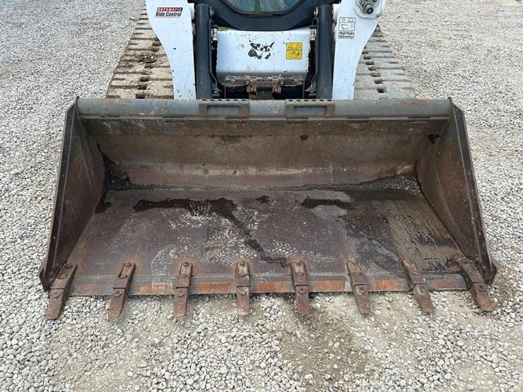 2023-bobcat-t770-image-9
