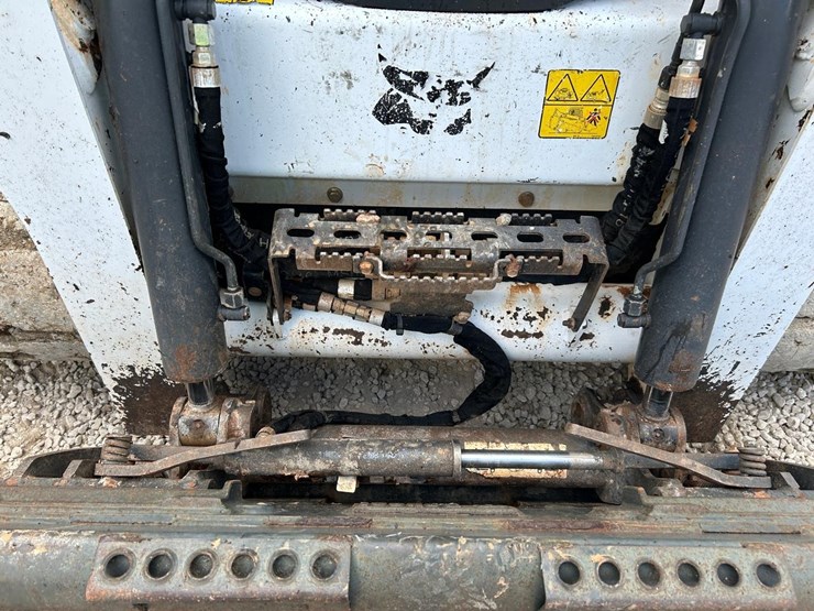 2023-bobcat-t770-image-10