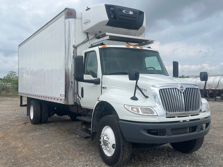 2020-international-mv607-image-3