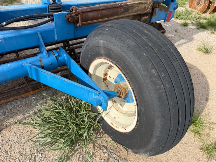 #46898-•-dmi-30'-crumbler-image-8