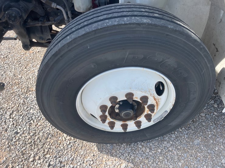 2019-international-mv607-image-13