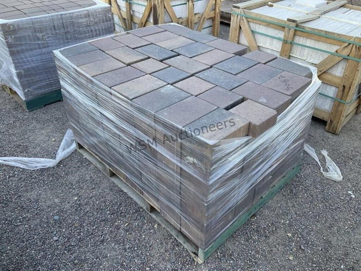 pallet-of-stone-pavers-image-4