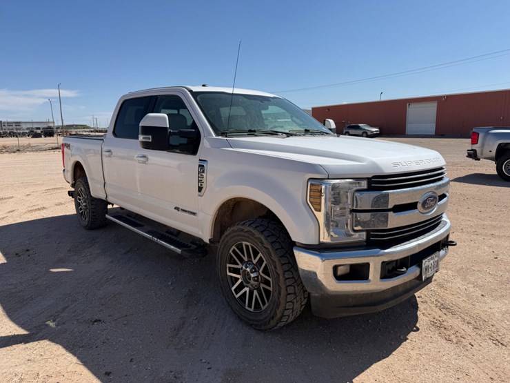 2018-ford-f250-image-2