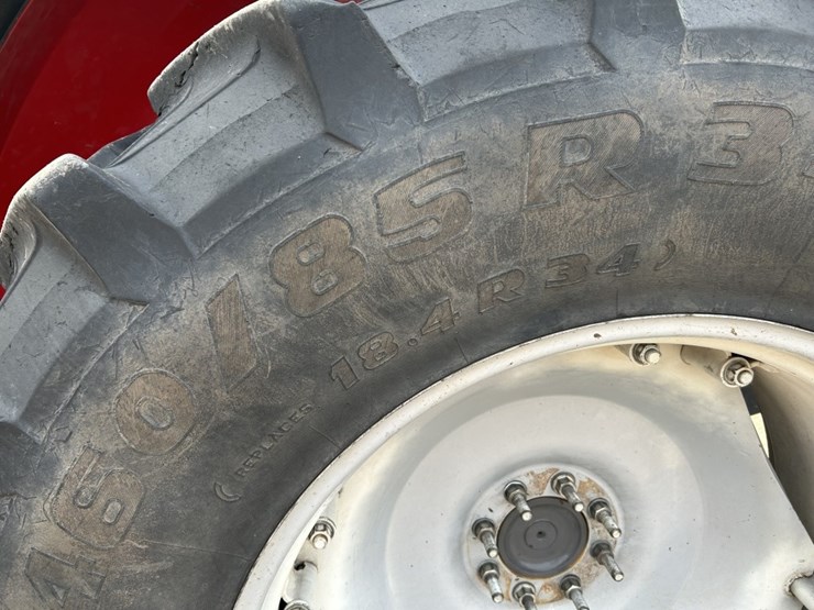 2020-massey-ferguson-5711-image-35