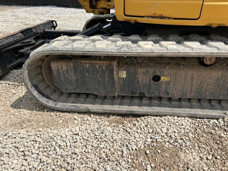 2018-caterpillar-305.5e2-image-18