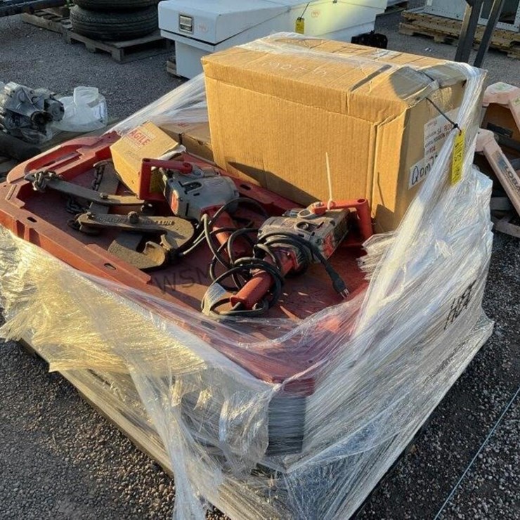 PALLET OF ASST MILWAUKEE DRILLS & ELECTRICAL