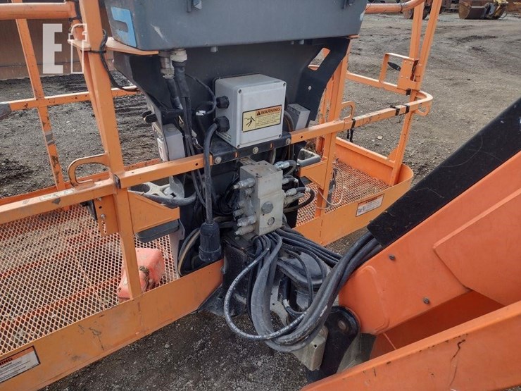 2008-jlg-860sj-image-15