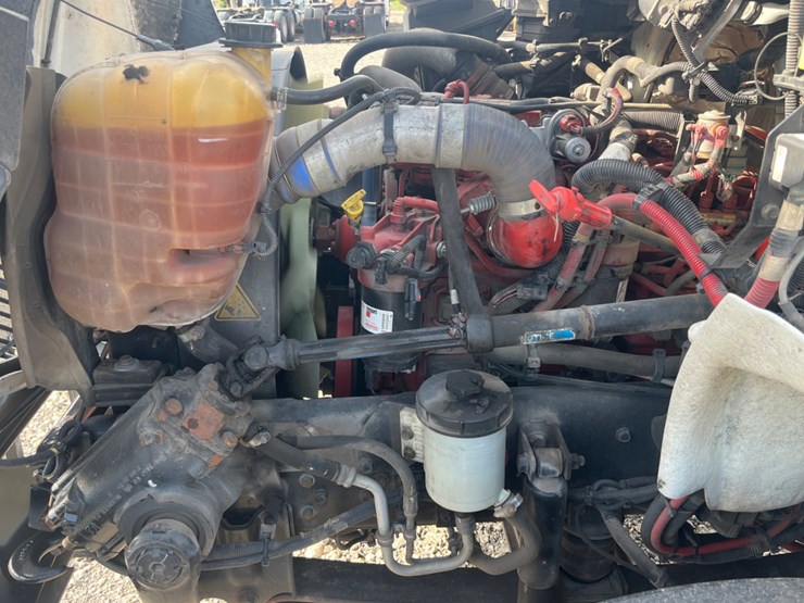 2019-international-mv607-image-14