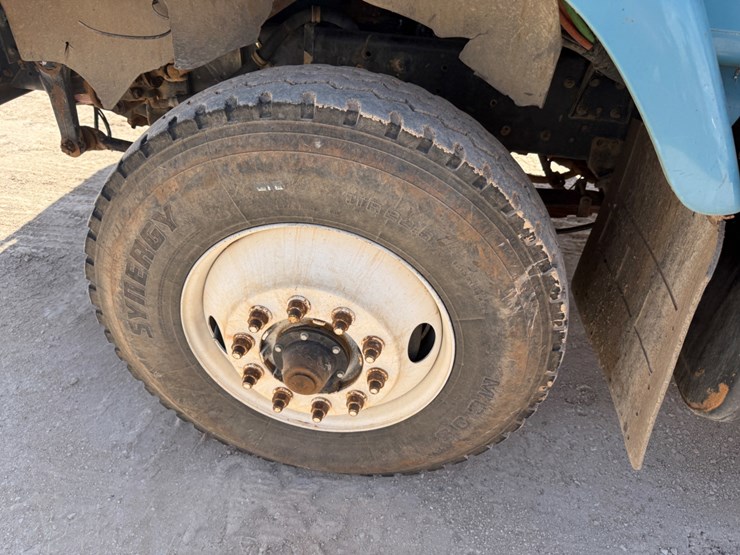 1999-international-2674-image-8