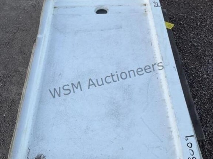 (2)-shower-basins-image-5