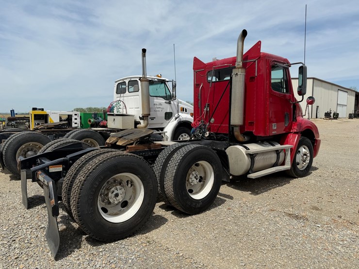 #46859-•-2007-freightliner-columbia-t/a-daycab-truck-tractor-vin:-1fujf0cv37lx21098-image-3