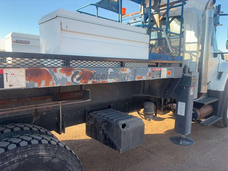 international-2010-40100s-truck-crane-image-24