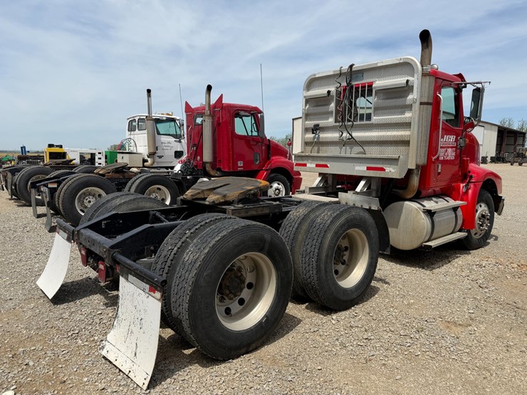 2007-international-9200i-image-3