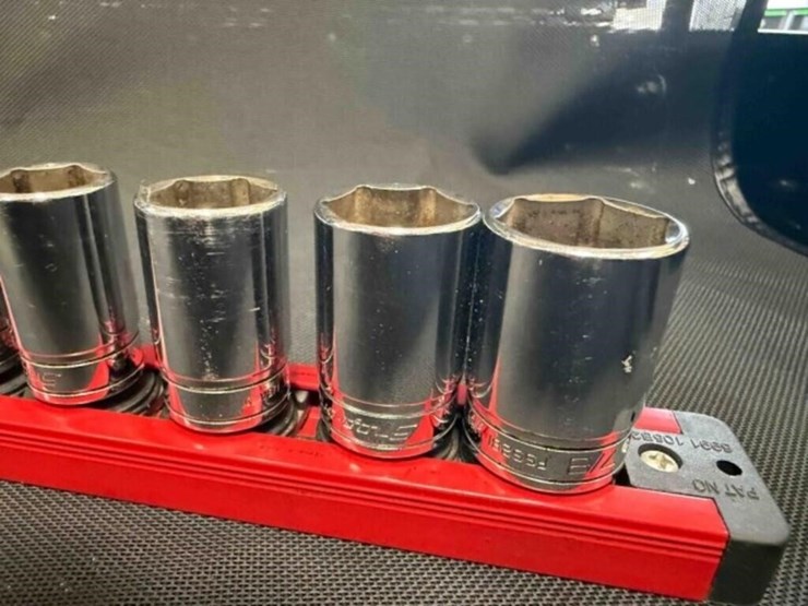 snap-on-sockets-image-2