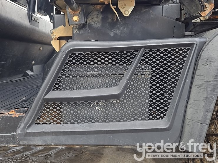 2017-kubota-rtv-x1140-image-26