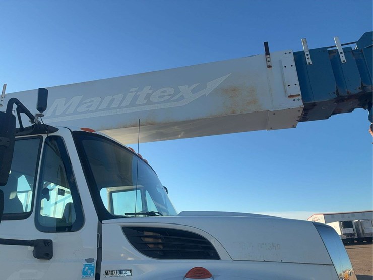 international-2010-40100s-truck-crane-image-19
