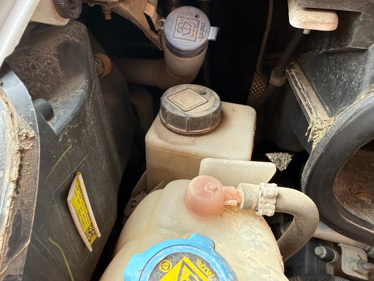 2014-ram-promaster-2500-image-39