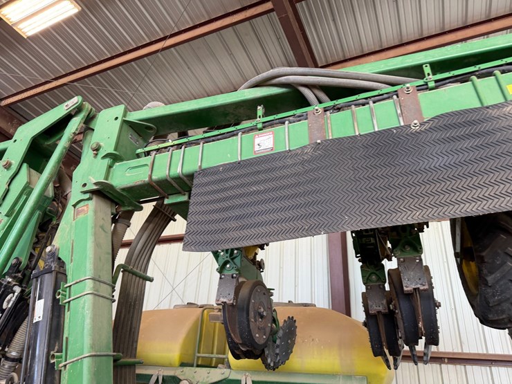 john-deere-1720-image-60