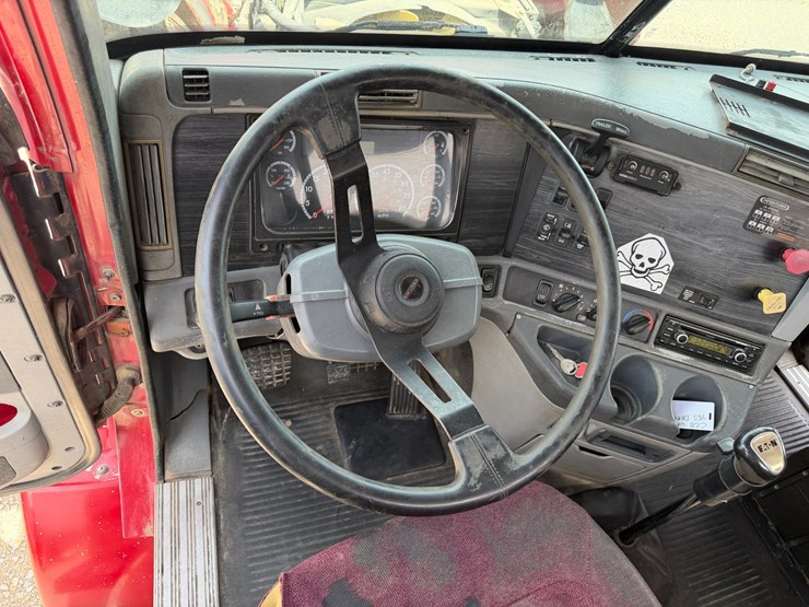 #46859-•-2007-freightliner-columbia-t/a-daycab-truck-tractor-vin:-1fujf0cv37lx21098-image-55