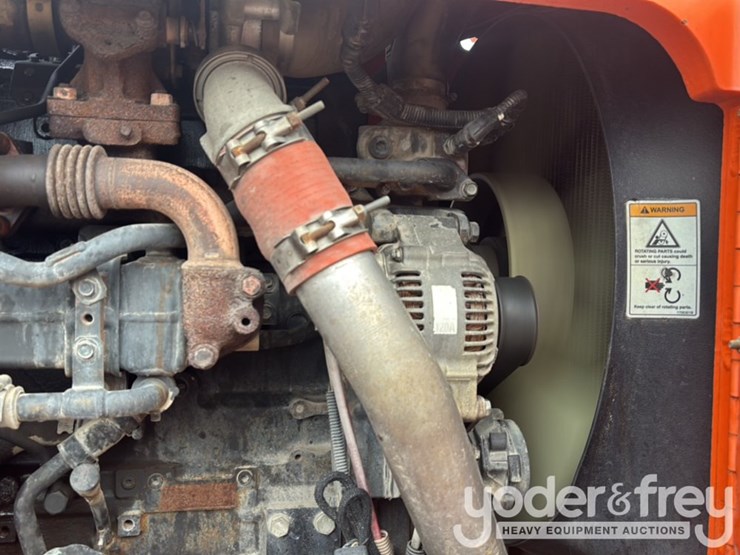 2013-sky-trak-8042-image-31