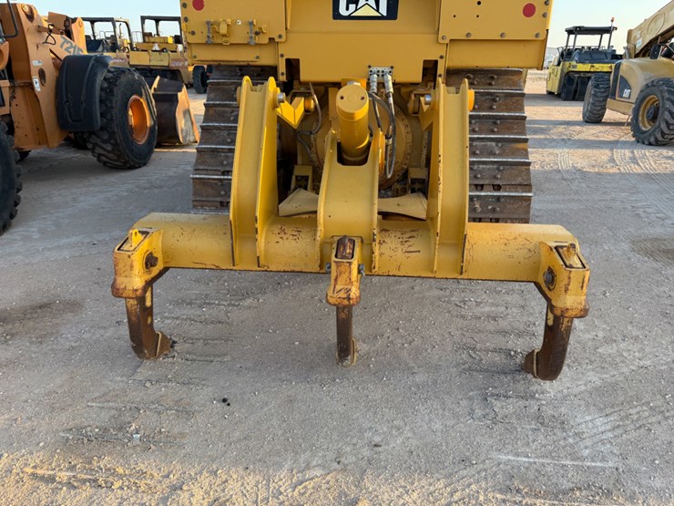2018-caterpillar-d6t-xl-image-5