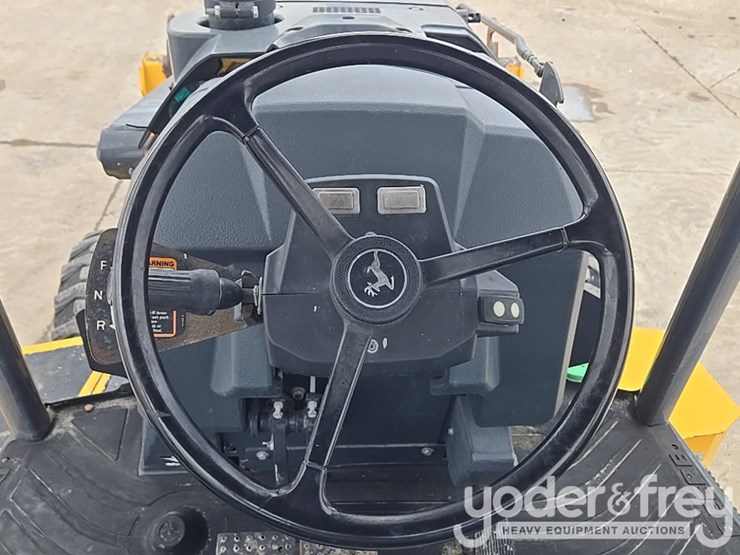 2019-deere-310l-image-72