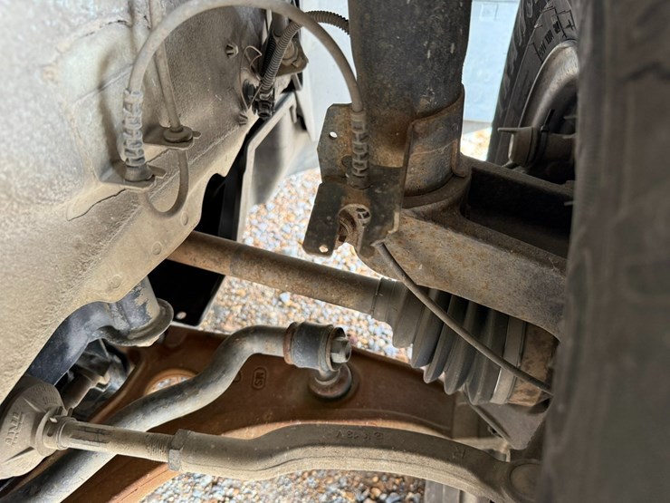 2014-ram-promaster-2500-image-11