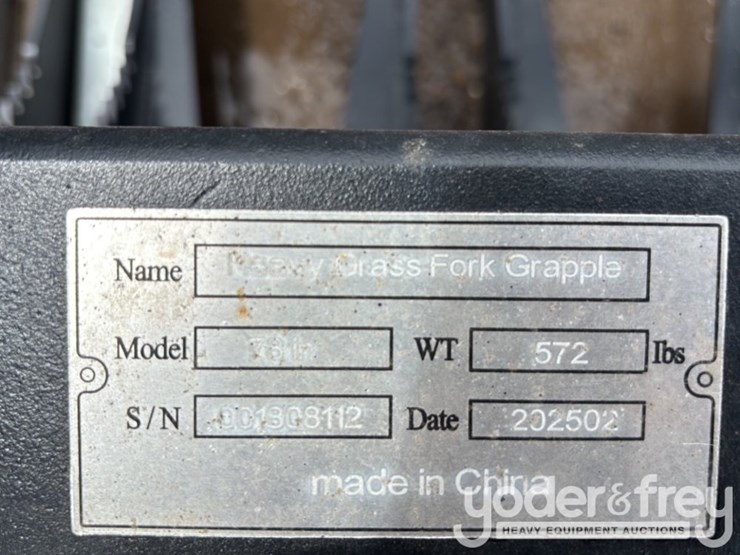 unused-78"-heavy-grass-fork-grapple-to-suit-skidsteer-image-10