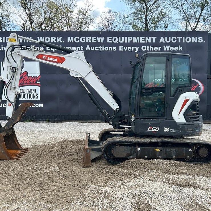 2022 BOBCAT E60