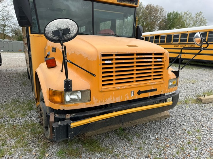 2000-international-3800-image-29