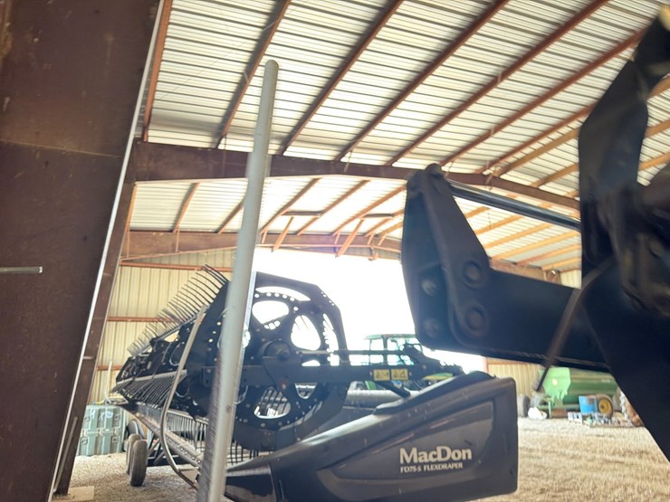 2013-mac-don-fd75-image-49