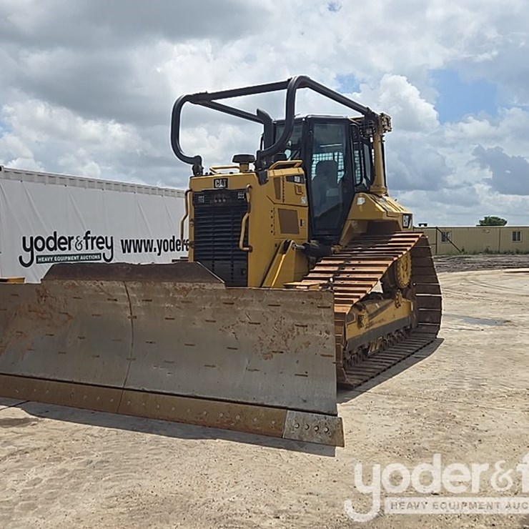 2016 CATERPILLAR D6N