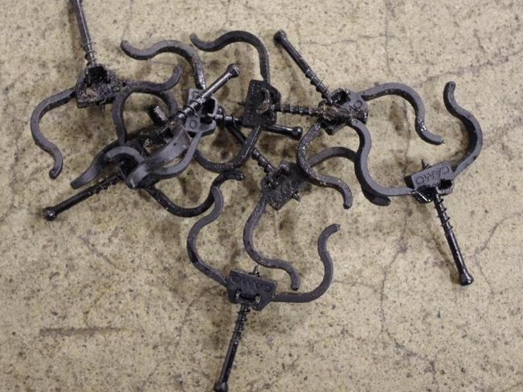 universal-450-image-3