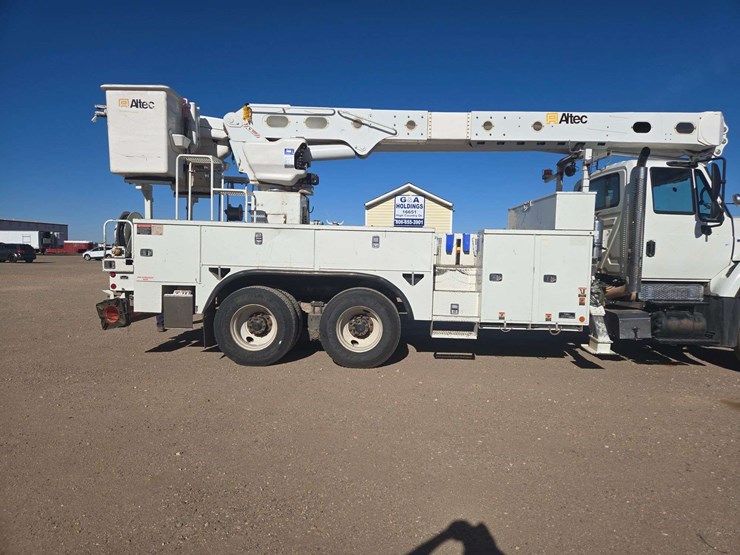 2011-international-workstar-7400-image-3