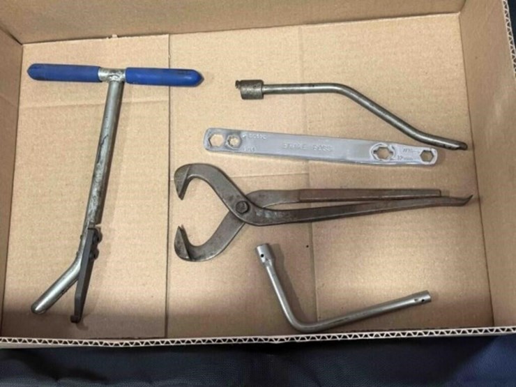 5-specialty-tools-image-1