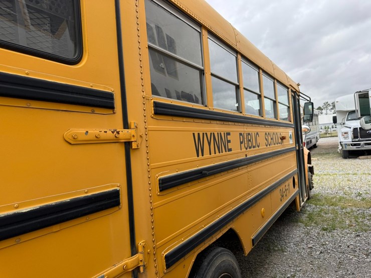 2000-international-3800-image-24