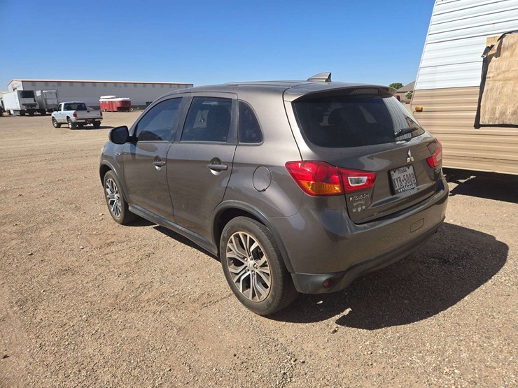 2017-mitsubishi-outlander-image-4