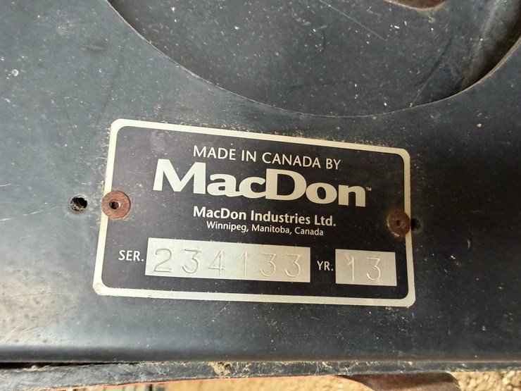 2013-mac-don-fd75-image-54