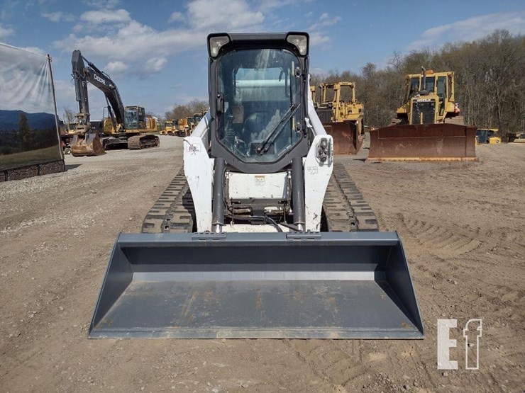 bobcat-t870-image-2