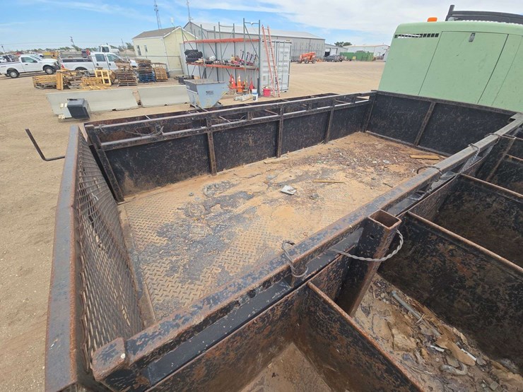 2011-international-7400-image-7