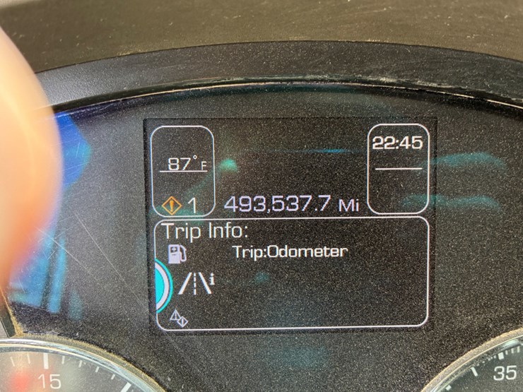 2017-kenworth-t880-image-17