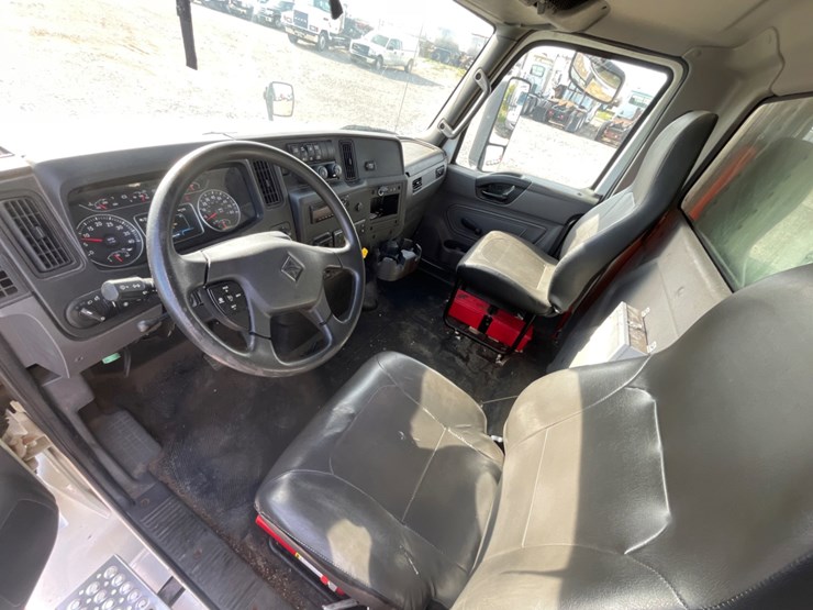 2019-international-mv607-image-15