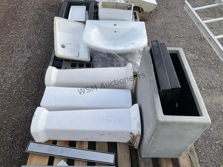 (3)-pallets-of-asst-porcelain-sinks-image-7